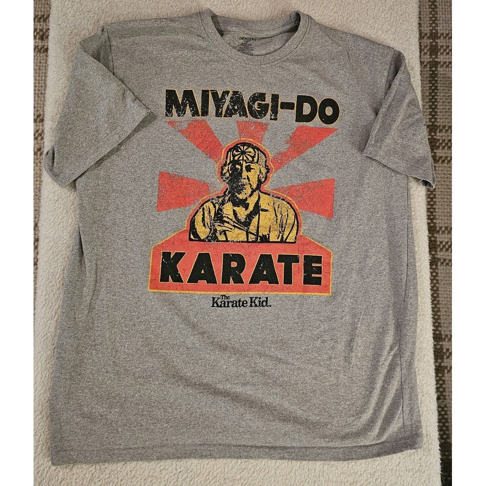 Gray Mister Miyagi karate kid  Sz XL tee shirt‎
